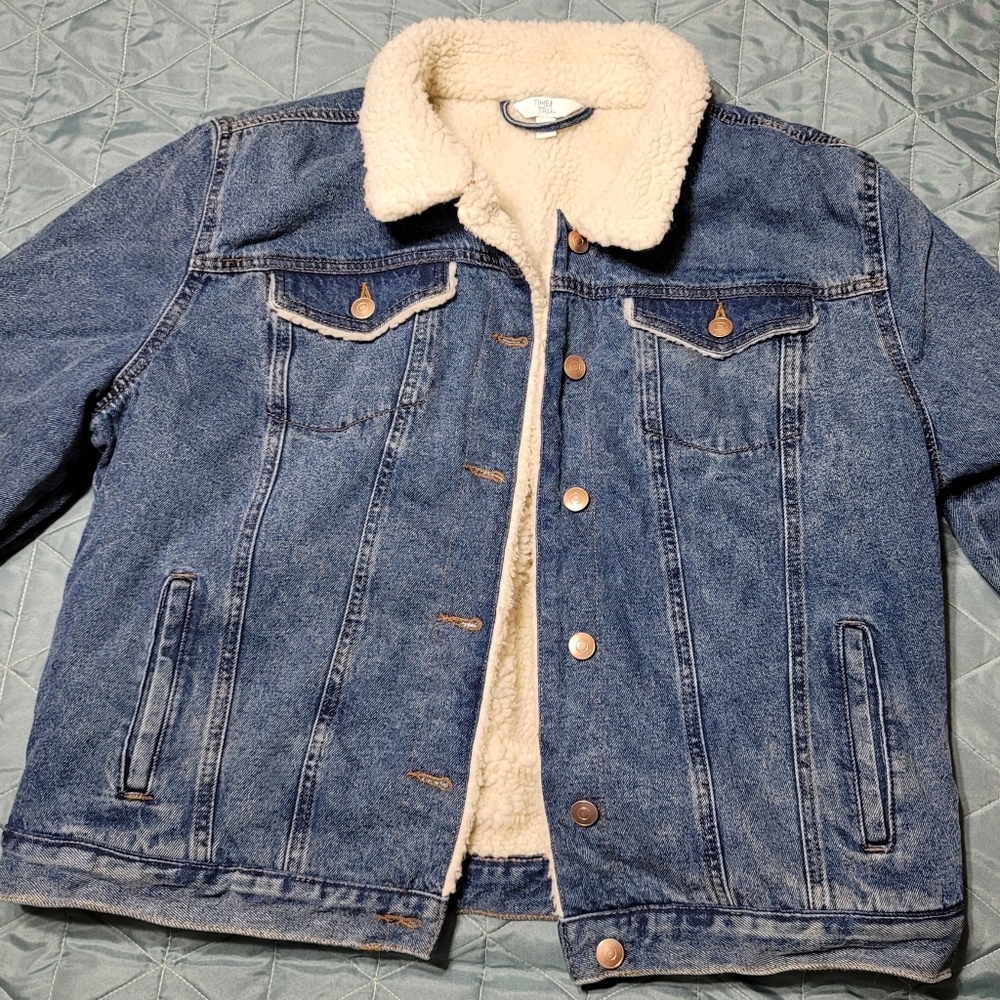 Denim jacket w/sherpa